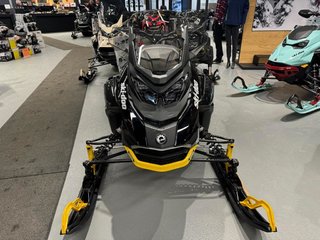 Ski-Doo Renegade Enduro 900 ACE Turbo  2024 à Charlemagne, Québec - 3 - w320h240px