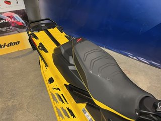 Ski-Doo Renegade X 850 E-TEC  2023 à Charlemagne, Québec - 5 - w320h240px