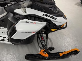 Ski-Doo RENEGADE X 900 ACE TURBO R  2025 à Charlemagne, Québec - 2 - w320h240px