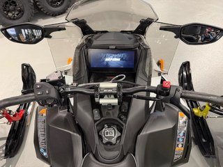 2025 Ski-Doo RENEGADE X 900 ACE TURBO R in Charlemagne, Quebec - 6 - w320h240px
