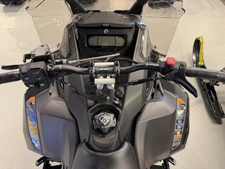 Ski-Doo RENEGADE X 900 TURBO R ICE RIPPER  2026 à Charlemagne, Québec - 5 - w320h240px