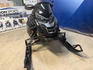 Ski-Doo RENEGADE XRS 900 ACE TURBO R X-RS  2024 à Charlemagne, Québec - 3 - w320h240px