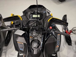 Ski-Doo SUMMIT NEO+ 600 EFI 55 Plus  2025 à Charlemagne, Québec - 5 - w320h240px