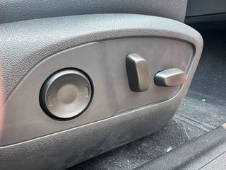 2025 Chevrolet Equinox EV in Victoriaville, Quebec - 17 - w320h240px