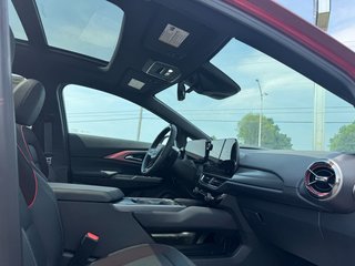 2025 Chevrolet Equinox EV in Victoriaville, Quebec - 15 - w320h240px