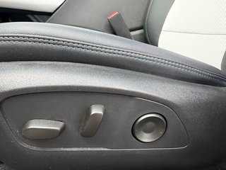 2025 Chevrolet Equinox EV in Plessisville, Quebec - 17 - w320h240px