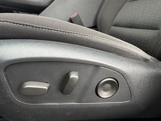 Chevrolet Equinox EV  2025 à Plessisville, Québec - 16 - w320h240px