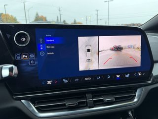 Chevrolet Equinox EV  2025 à Plessisville, Québec - 18 - w320h240px