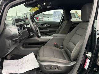 Chevrolet Equinox EV  2025 à Plessisville, Québec - 12 - w320h240px