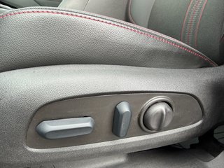 Chevrolet Equinox  2023 à Victoriaville, Québec - 17 - w320h240px