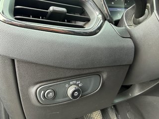 Chevrolet Equinox  2023 à Victoriaville, Québec - 16 - w320h240px