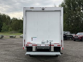 Chevrolet Express Cutaway 3500  2026 à Plessisville, Québec - 5 - w320h240px