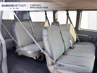 2020 Chevrolet Express Passenger in Plessisville, Quebec - 11 - w320h240px