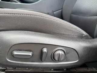 2019 Chevrolet Malibu in Victoriaville, Quebec - 14 - w320h240px