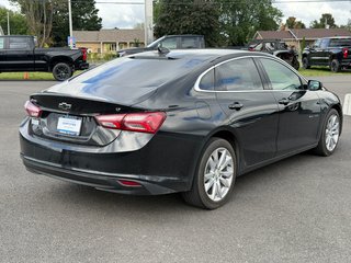 2019 Chevrolet Malibu in Victoriaville, Quebec - 5 - w320h240px