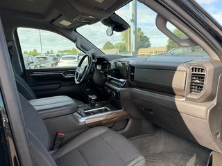 2023 Chevrolet Silverado 1500 in Plessisville, Quebec - 14 - w320h240px