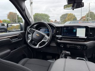 Chevrolet Silverado 1500  2023 à Victoriaville, Québec - 11 - w320h240px