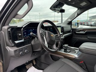 Chevrolet Silverado 1500  2023 à Victoriaville, Québec - 13 - w320h240px