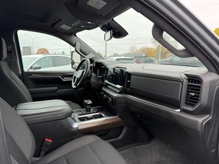 Chevrolet Silverado 1500  2024 à Plessisville, Québec - 16 - w320h240px