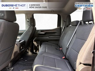 2024 Chevrolet Silverado 1500 in Victoriaville, Quebec - 13 - w320h240px