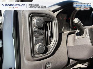 2025 Chevrolet Silverado 1500 in Victoriaville, Quebec - 20 - w320h240px