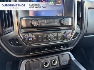 2015 Chevrolet Silverado 2500HD in Plessisville, Quebec - 30 - w320h240px