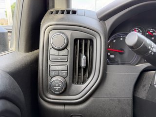2023 Chevrolet Silverado 2500HD in Plessisville, Quebec - 20 - w320h240px