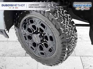 2024 Chevrolet Silverado 2500HD LT, Z71 OFF ROAD, DURAMAX V8 6.6L DIESEL CREW !!! in Victoriaville, Quebec - 2 - w320h240px