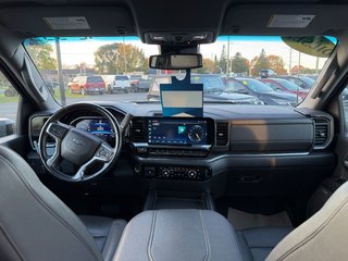 Chevrolet Silverado 2500HD  2024 à Plessisville, Québec - 12 - w320h240px