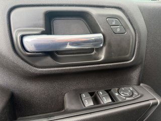 Chevrolet Silverado 2500HD  2024 à Victoriaville, Québec - 16 - w320h240px