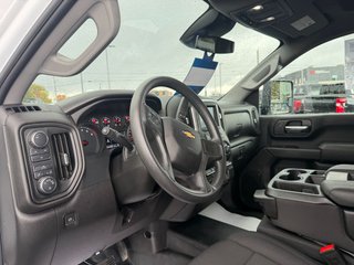 Chevrolet Silverado 2500HD  2024 à Victoriaville, Québec - 15 - w320h240px