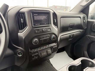 Chevrolet Silverado 2500HD  2024 à Victoriaville, Québec - 24 - w320h240px