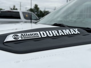 Chevrolet Silverado 3500HD  2024 à Victoriaville, Québec - 3 - w320h240px