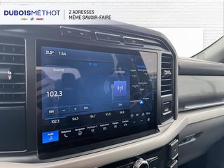 2023 Ford F-150 Lightning in Victoriaville, Quebec - 18 - w320h240px