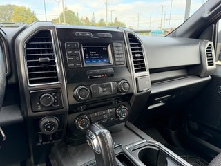 2016 Ford F-150 in Victoriaville, Quebec - 22 - w320h240px