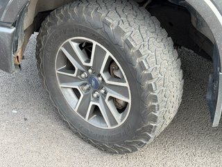 2016 Ford F-150 in Victoriaville, Quebec - 30 - w320h240px