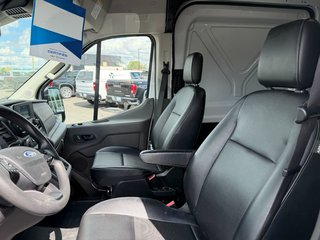 2025 Ford Transit Cargo Van in Victoriaville, Quebec - 13 - w320h240px