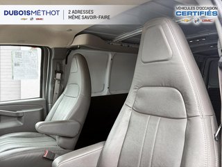 GMC Savana Cargo Van  2024 à Plessisville, Québec - 17 - w320h240px