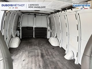 GMC Savana Cargo Van  2024 à Plessisville, Québec - 12 - w320h240px