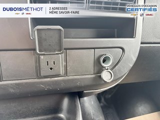 GMC Savana Cargo Van  2024 à Plessisville, Québec - 24 - w320h240px