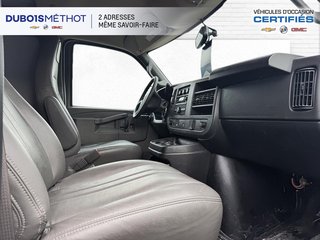 GMC Savana Cargo Van  2024 à Plessisville, Québec - 13 - w320h240px