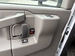 2026 GMC Savana in Plessisville, Quebec - 17 - w320h240px