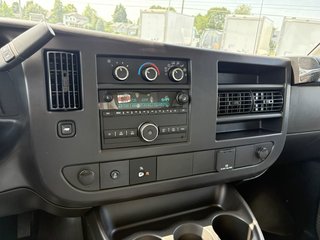 GMC Savana  2026 à Victoriaville, Québec - 18 - w320h240px