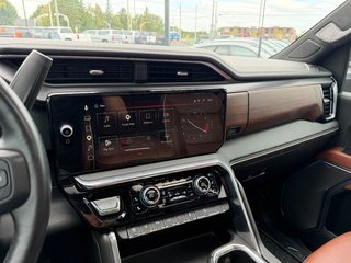 2025 GMC Sierra 2500HD in Plessisville, Quebec - 24 - w320h240px