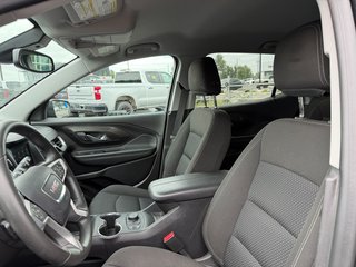 2024 GMC Terrain in Plessisville, Quebec - 13 - w320h240px