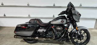 2025 Harley-Davidson Street Glide 121 CVO in Victoriaville, Quebec - 4 - w320h240px