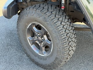 2021 Jeep Gladiator in Plessisville, Quebec - 27 - w320h240px