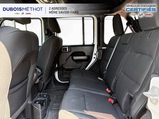 Jeep Wrangler  2021 à Victoriaville, Québec - 11 - w320h240px