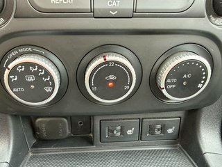 Mazda MX-5  2009 à Plessisville, Québec - 28 - w320h240px