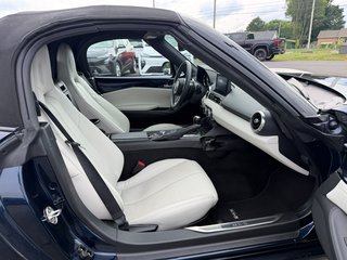 Mazda MX-5  2022 à Plessisville, Québec - 16 - w320h240px